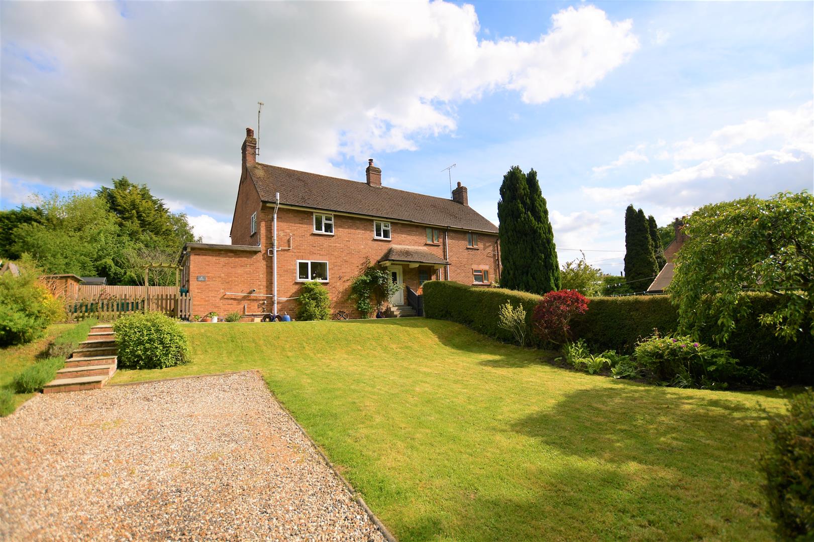 3 Bedroom for sale in Lidgate Cheffins Newmarket Sales